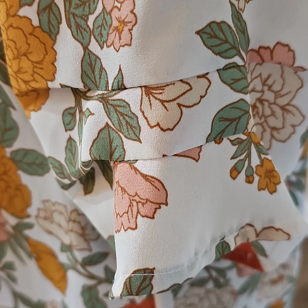 Top - Picture 4 of 16